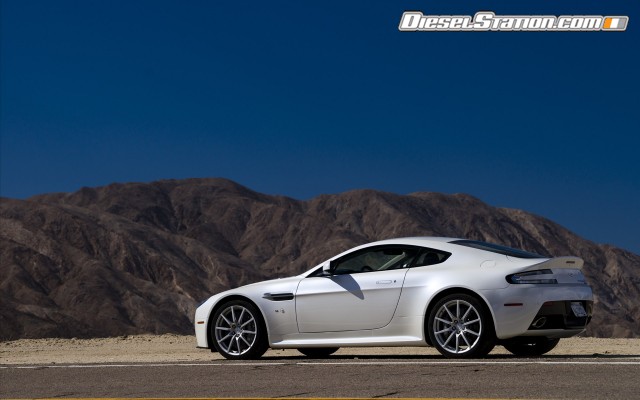 Aston Martin V12 Vantage S 2014 Widescreen Picture #184 Aston Martin V12 Vantage S 2014 Widescreen Picture #184